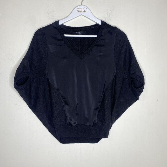 AllSaints Merino Wool Black/Grey V Neck Sweater Blouse Size XS - Picture 1 of 11